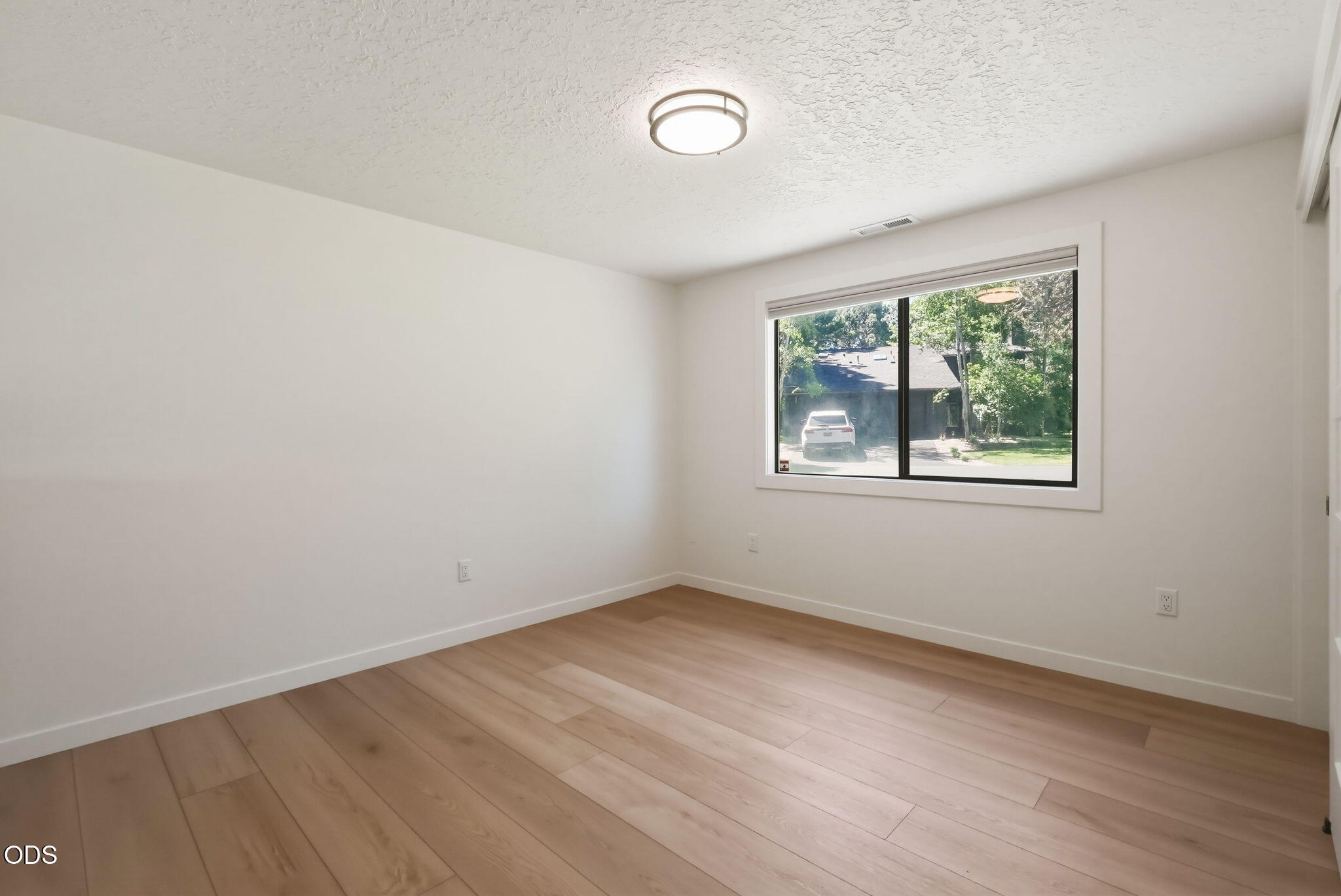 20422 Bullblock Road Bend, OR 97702 - Photo 21 of 45