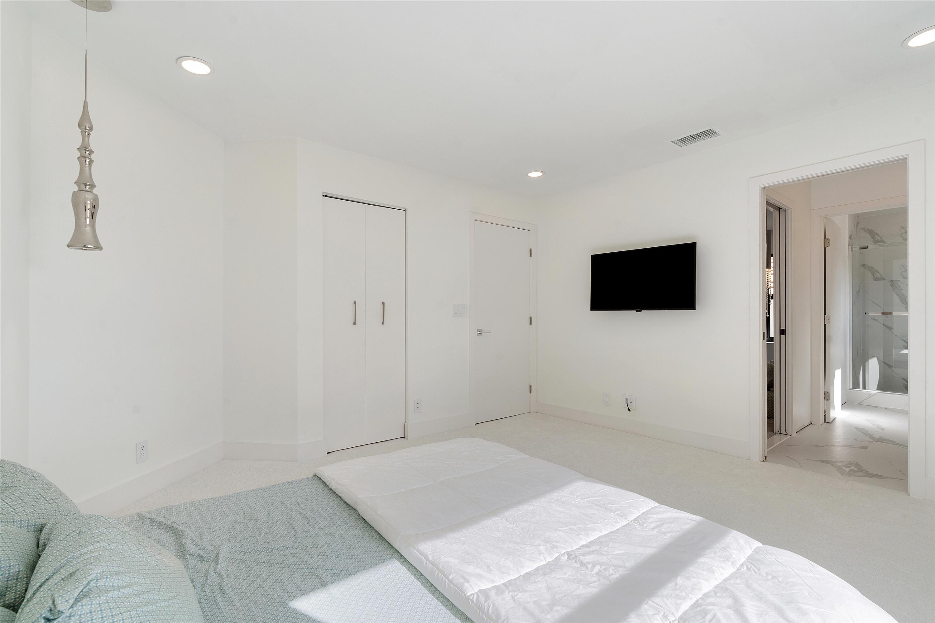 17087 Ryton Lane Boca Raton, FL 33496 - Photo 24 of 25 4th Bedroom