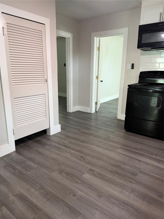 204 East 5th Street Springtown, TX 76082 - Photo 11 of 13