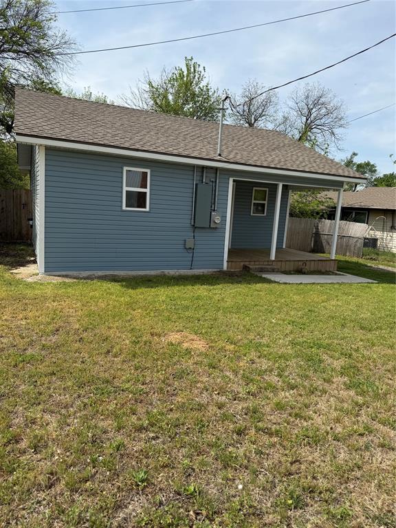 204 East 5th Street Springtown, TX 76082 - Photo 6 of 13