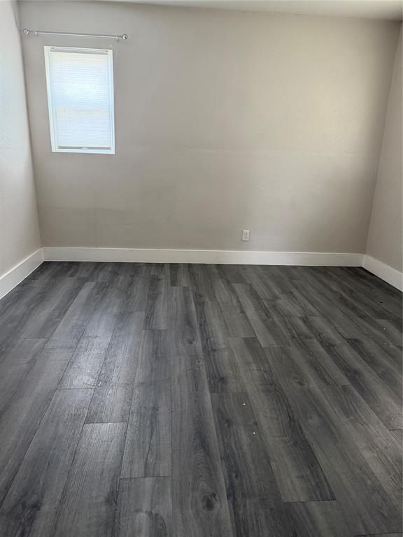 204 East 5th Street Springtown, TX 76082 - Photo 8 of 13