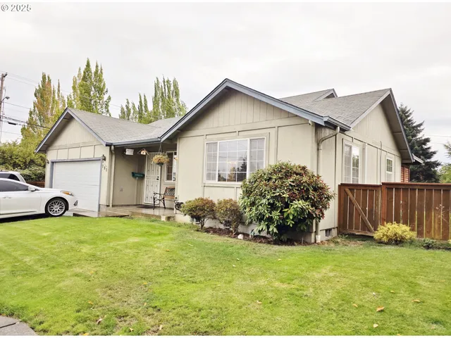 $410,000 | 795 Red Cedar Court, Eugene, OR 97402