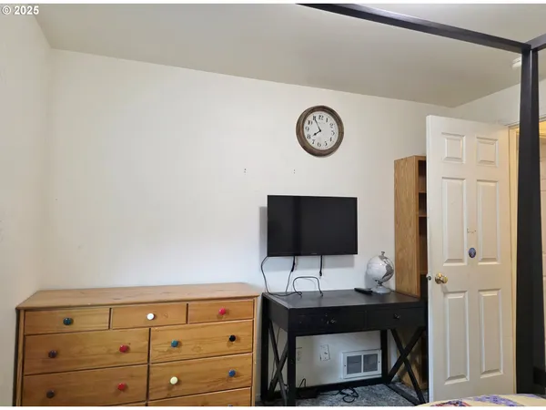 $410,000 | 795 Red Cedar Court, Eugene, OR 97402