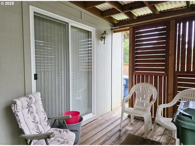 $410,000 | 795 Red Cedar Court, Eugene, OR 97402