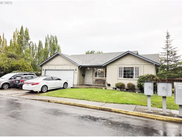 $410,000 | 795 Red Cedar Court, Eugene, OR 97402