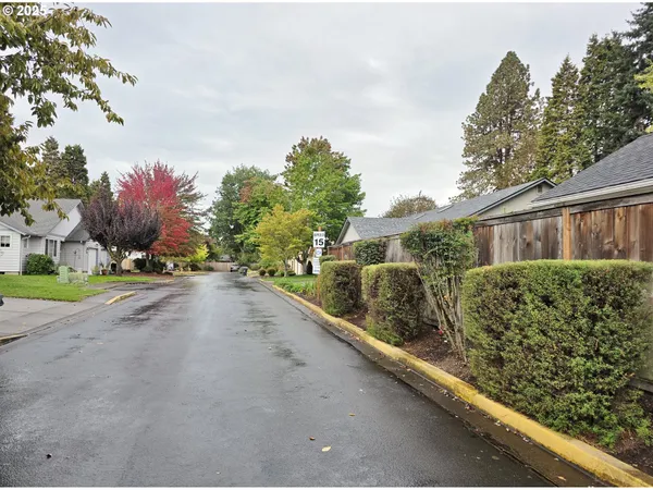 $410,000 | 795 Red Cedar Court, Eugene, OR 97402