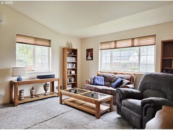 $410,000 | 795 Red Cedar Court, Eugene, OR 97402