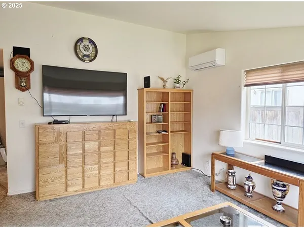 $410,000 | 795 Red Cedar Court, Eugene, OR 97402