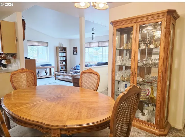 $410,000 | 795 Red Cedar Court, Eugene, OR 97402