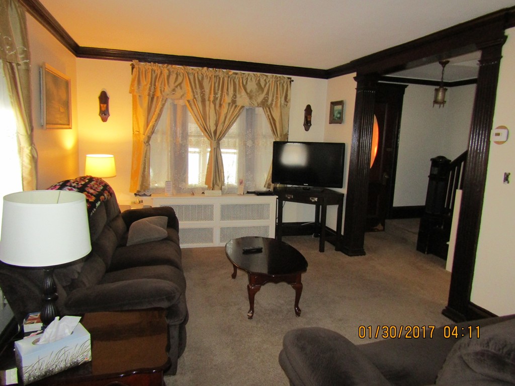 435 Elliott Street Beverly, MA 01915 - Photo 6 of 14 Gallery Image 6