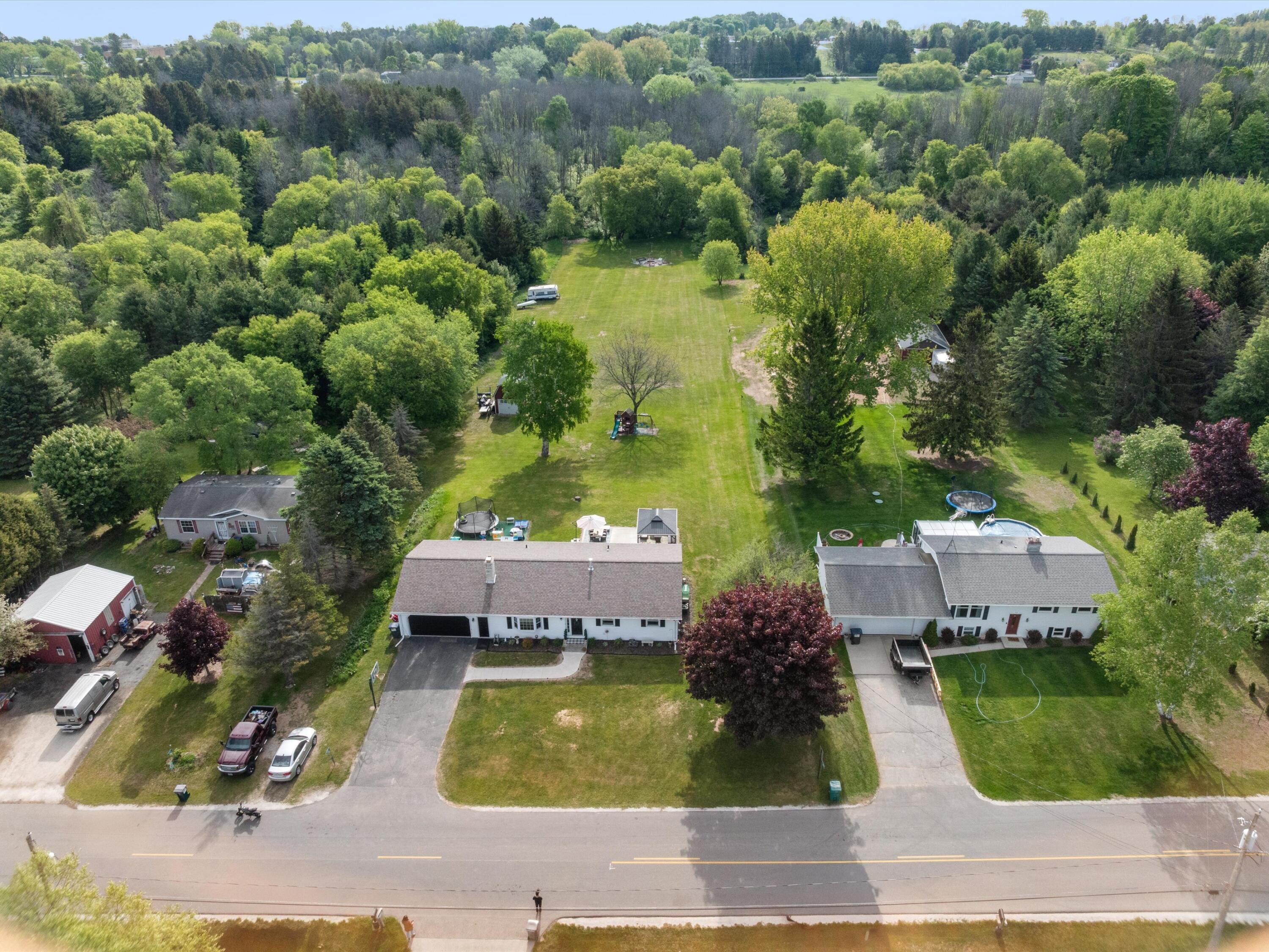 3127 South 15th Street Manitowoc, WI 54220 - Photo 20 of 27 Drone