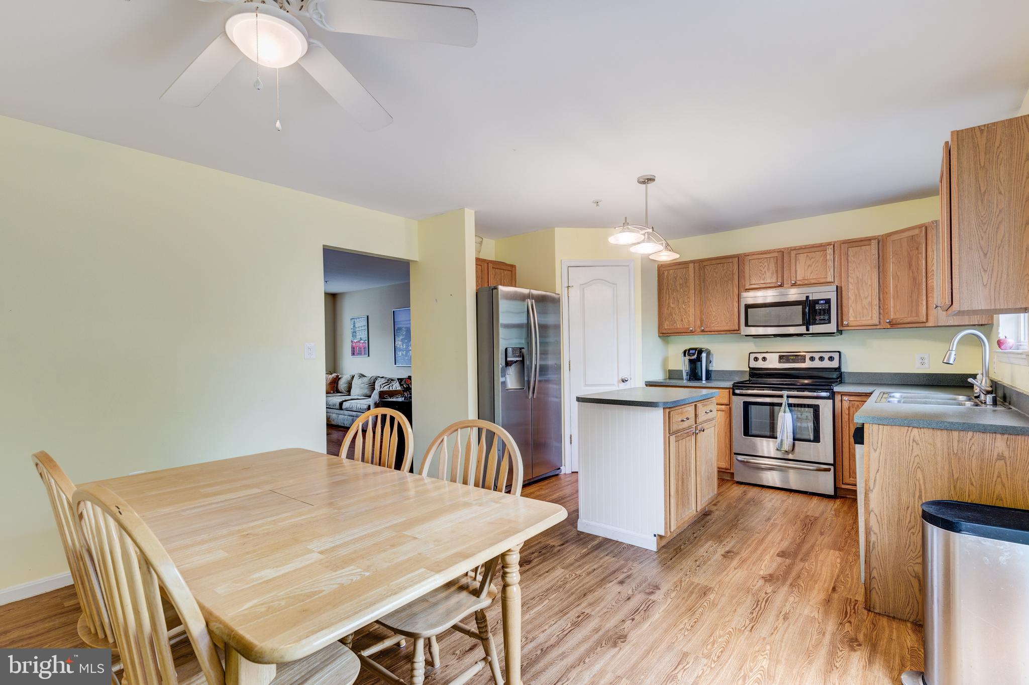 132 Carolstowne Road Reisterstown, MD 21136 - Photo 10 of 37 Stainless steel appliances