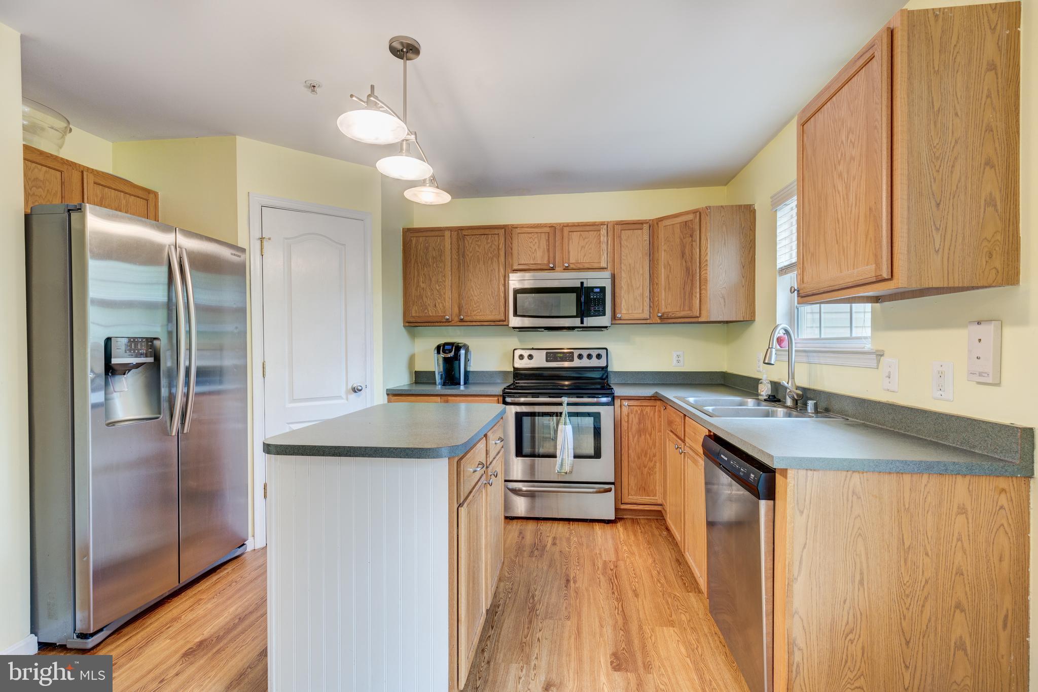 132 Carolstowne Road Reisterstown, MD 21136 - Photo 12 of 37 Lots of counter space