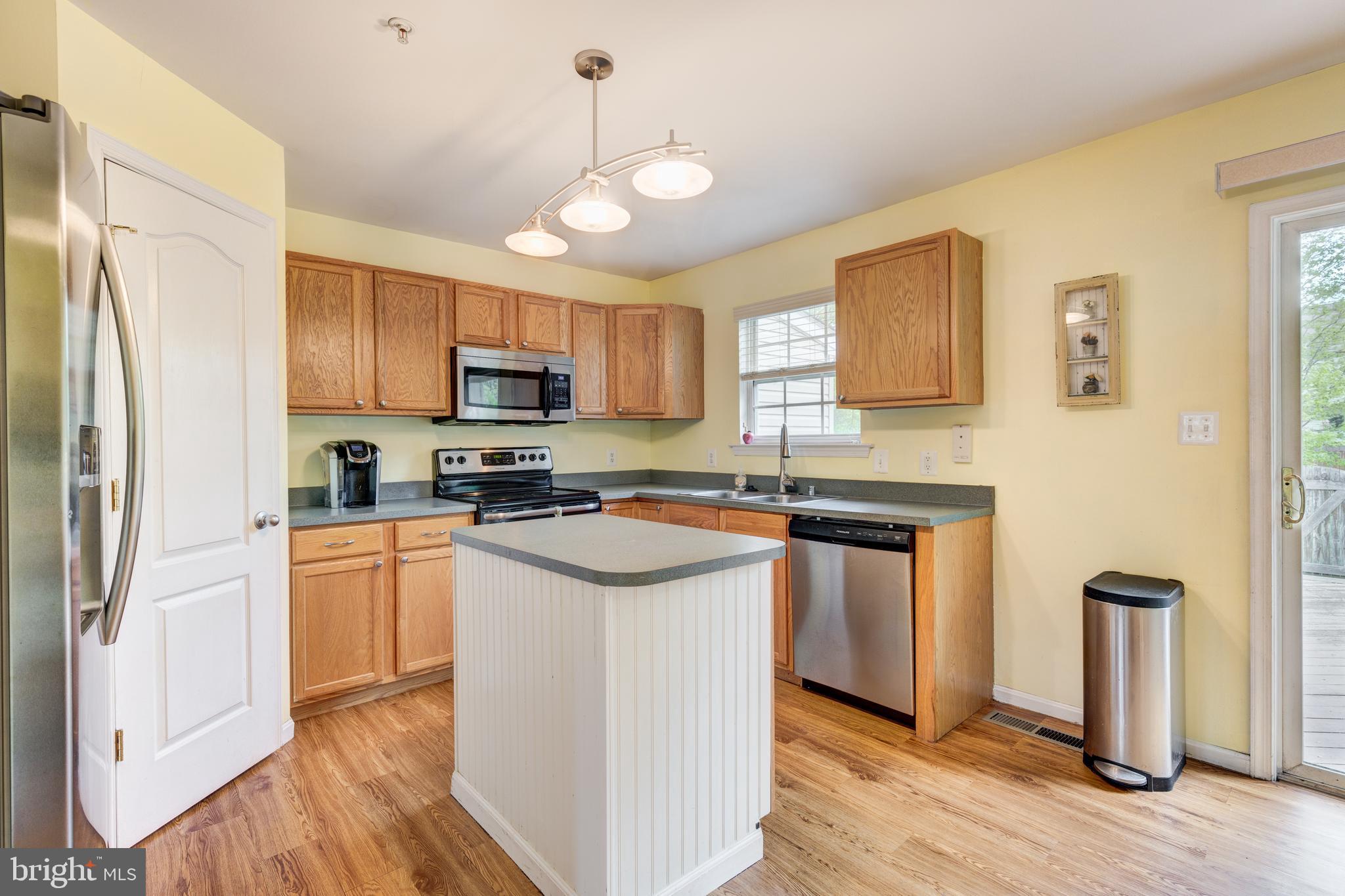 132 Carolstowne Road Reisterstown, MD 21136 - Photo 13 of 37 Kitchen island