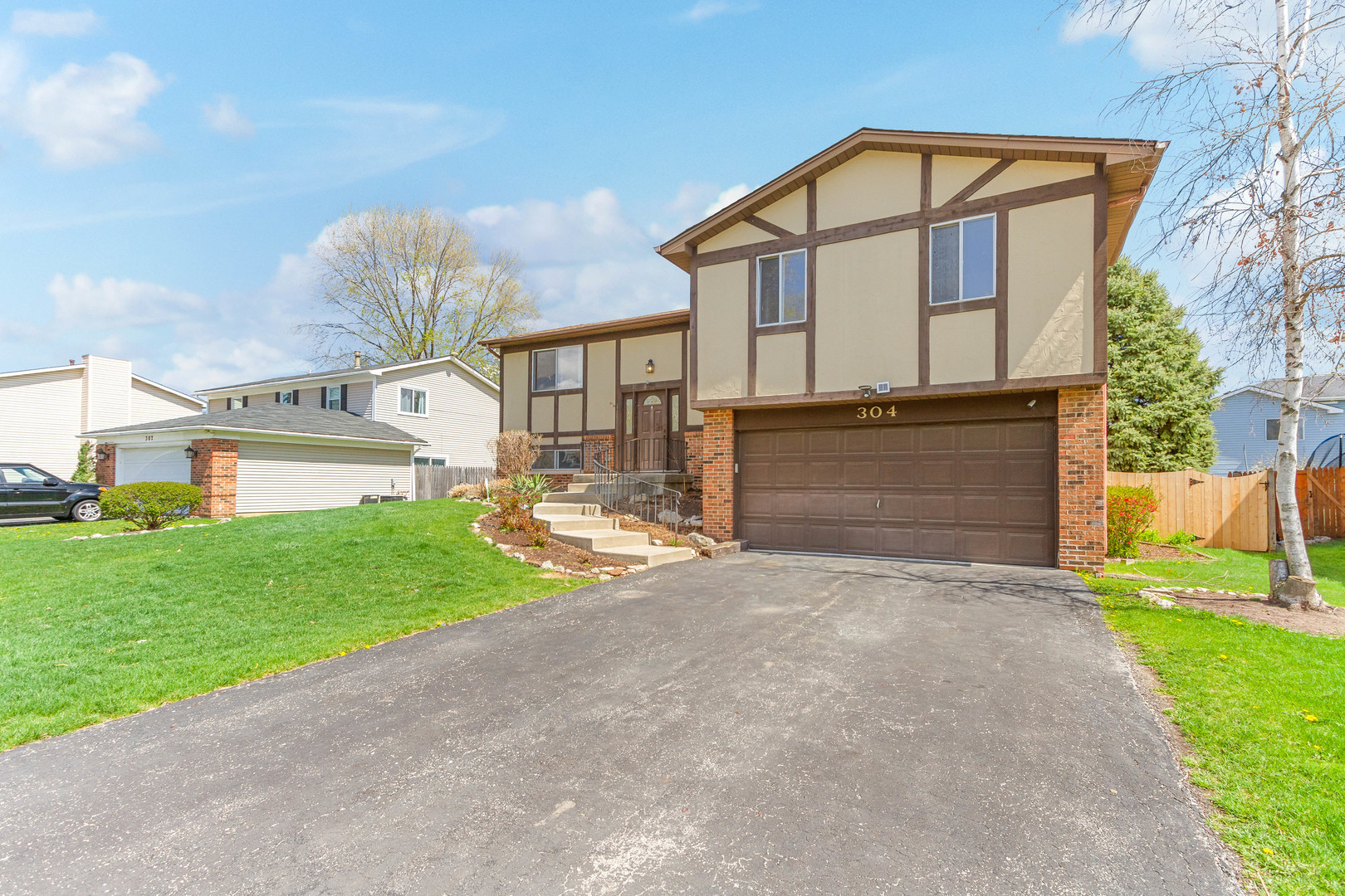 304 Thistle Drive Bolingbrook, IL 60490 - Photo 1 of 26