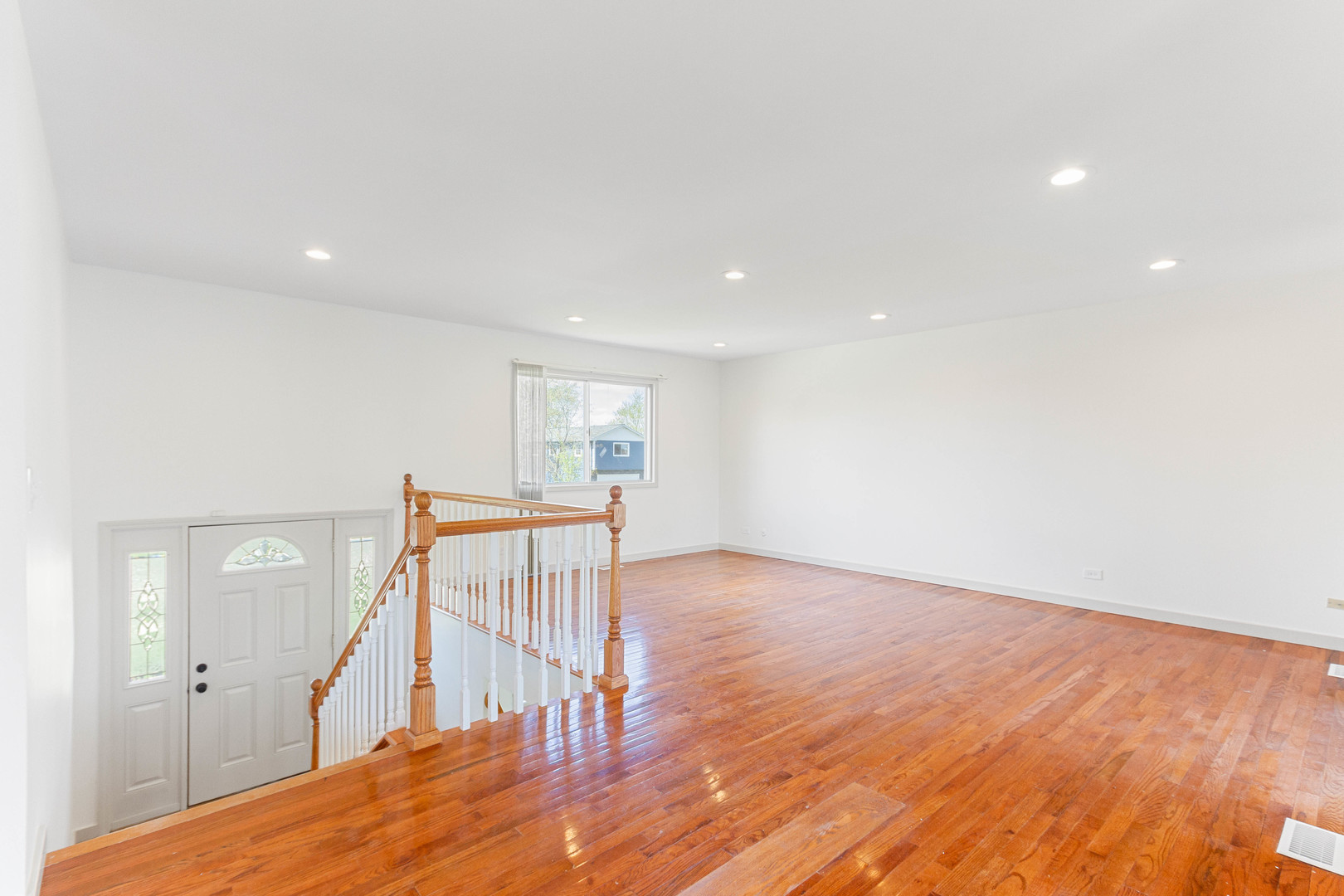 304 Thistle Drive Bolingbrook, IL 60490 - Photo 5 of 26