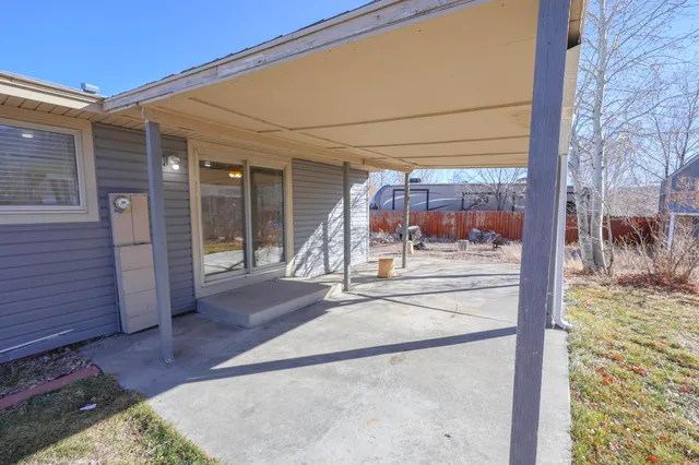 $389,900 | 1405 California Way, Green River, WY 82935