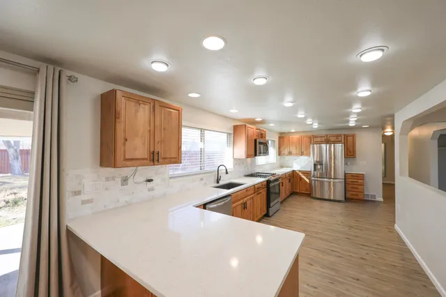 $389,900 | 1405 California Way, Green River, WY 82935