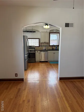 $2,175 | 5601 Tholozan Avenue, St. Louis, MO 63109