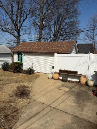 $2,175 | 5601 Tholozan Avenue, St. Louis, MO 63109