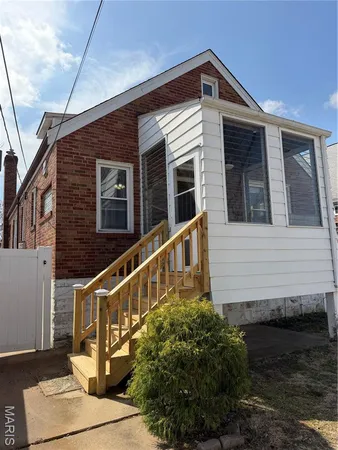 $2,175 | 5601 Tholozan Avenue, St. Louis, MO 63109