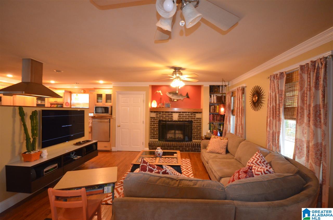 3022 Briscoe Circle Fultondale, AL 35068 - Photo 2 of 33