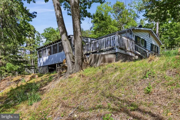 $95,000 | 406 Red Fern Lane, Augusta, WV 26704
