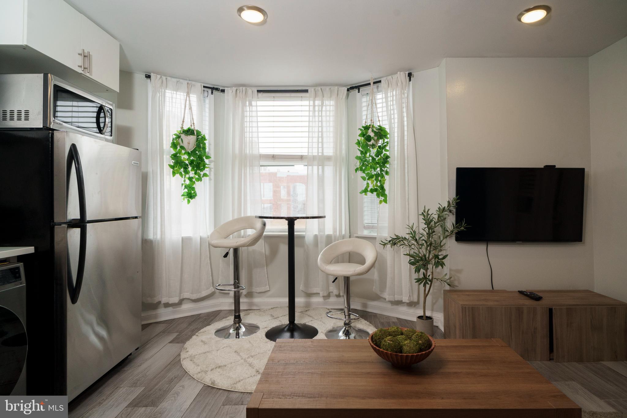 2135 Walnut Street, Unit 301 Philadelphia, PA 19103 - Photo 5 of 8