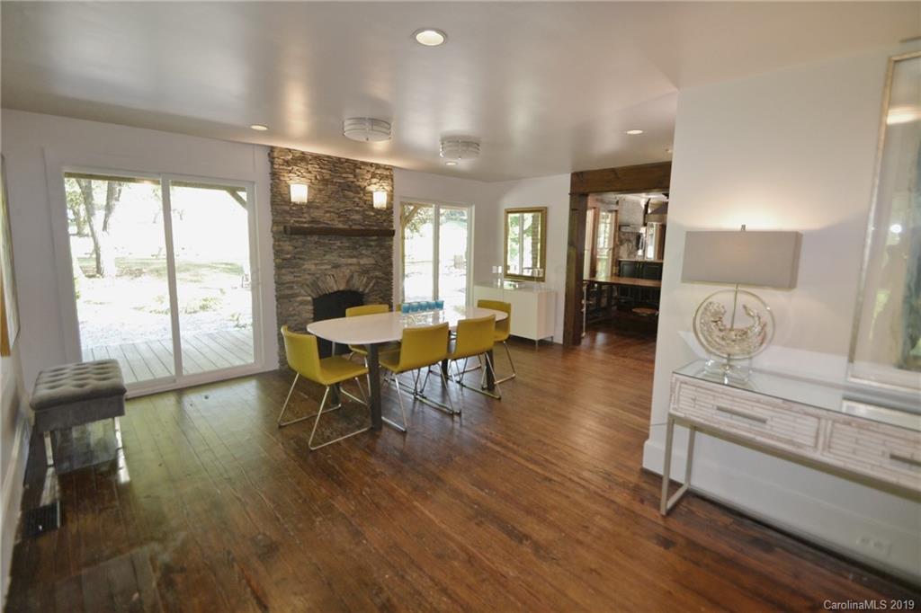 3431 Lee Moore Road Maiden, NC 28650 - Photo 4 of 44 a living room with furniture and a large window