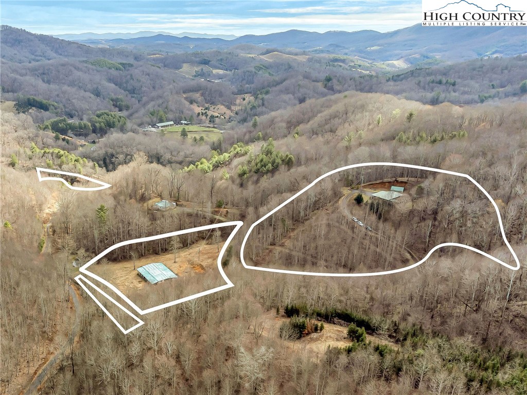 575 Johnson Farms Road Lansing, NC 28643 - Photo 4 of 43 Gallery Image 4