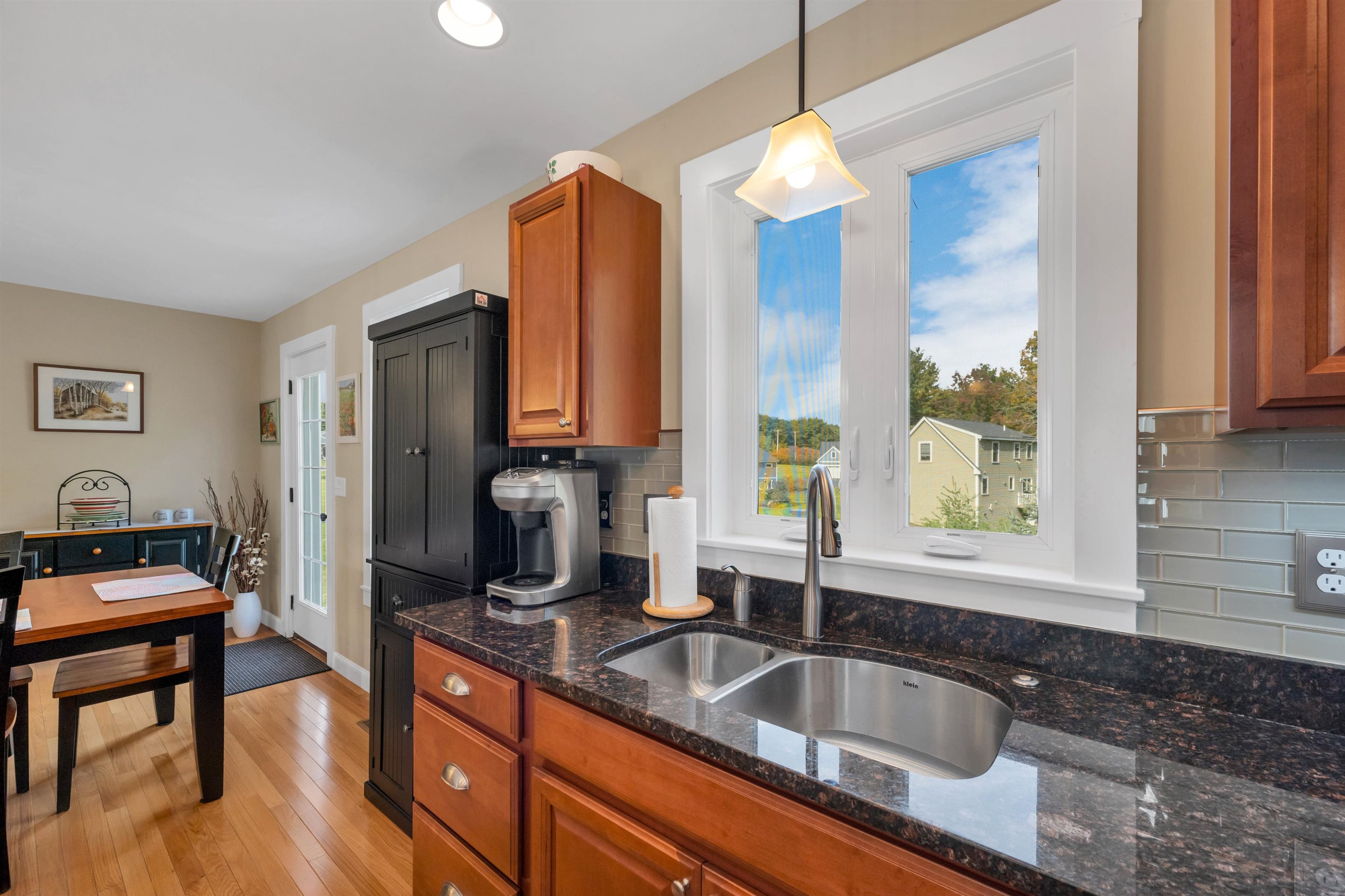 253 Drakeside Road, Unit 3 Hampton, NH 03842 - Photo 7 of 40 Gallery Image 7