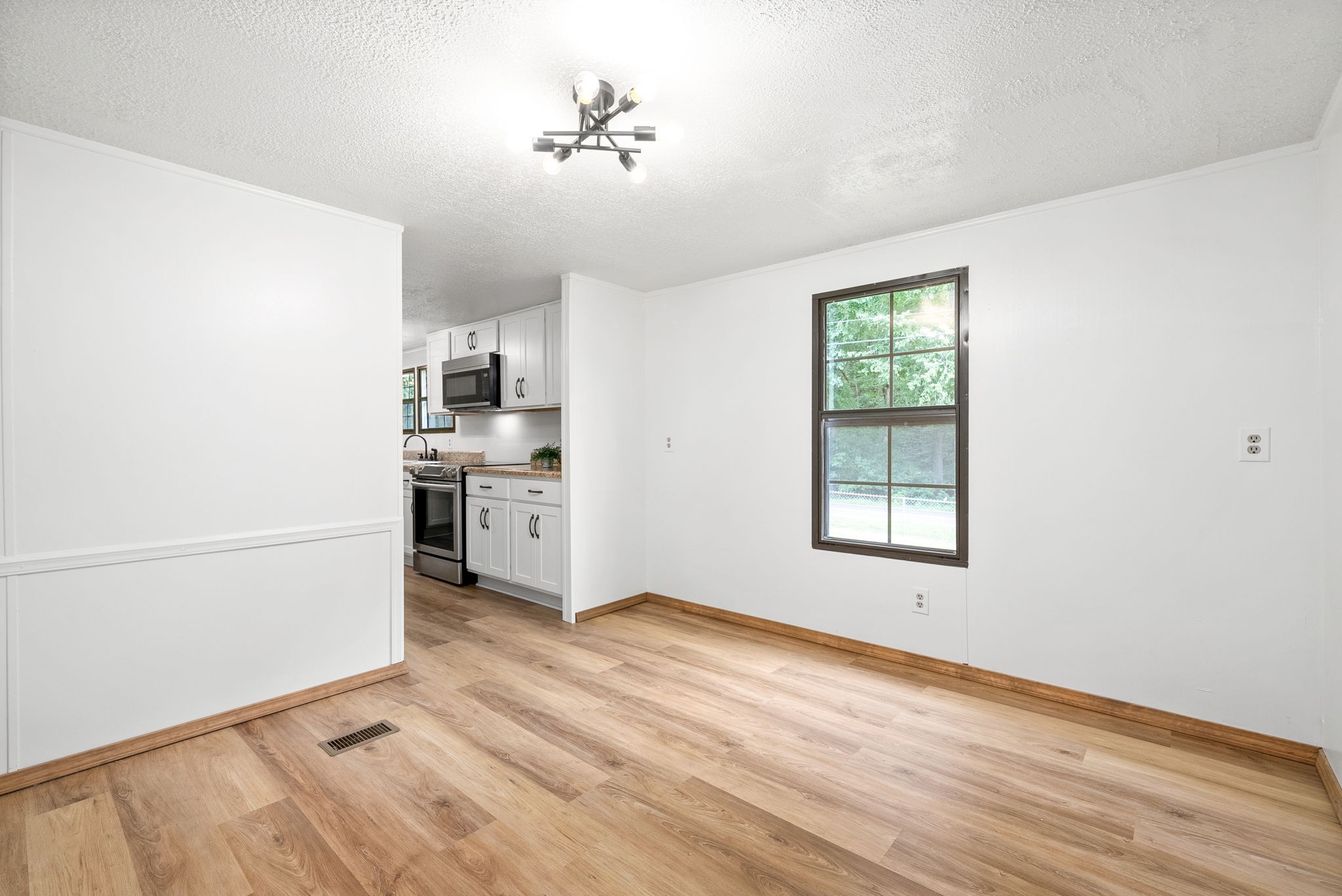 3117 Sweethome Road Chapmansboro, TN 37035 - Photo 12 of 35 Gallery Image 12