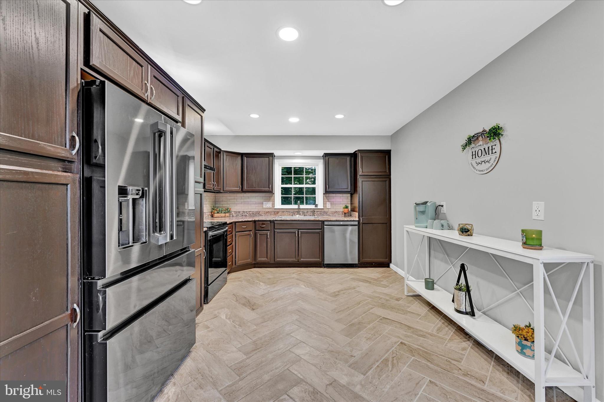 11704 Larch Road White Marsh, MD 21162 - Photo 11 of 35