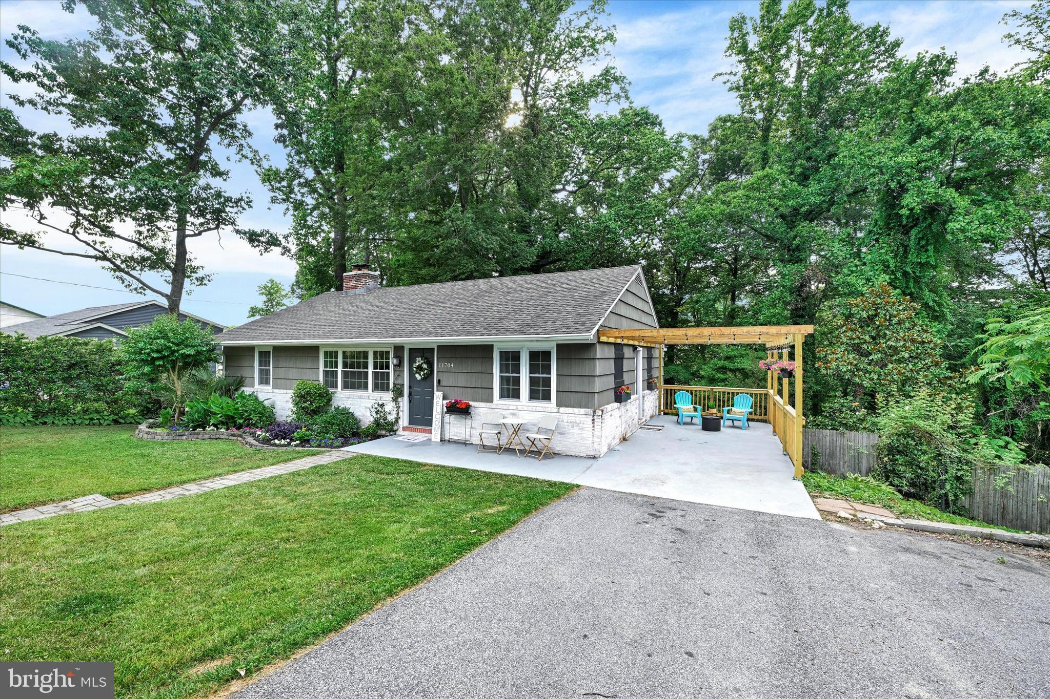 11704 Larch Road White Marsh, MD 21162 - Photo 4 of 35