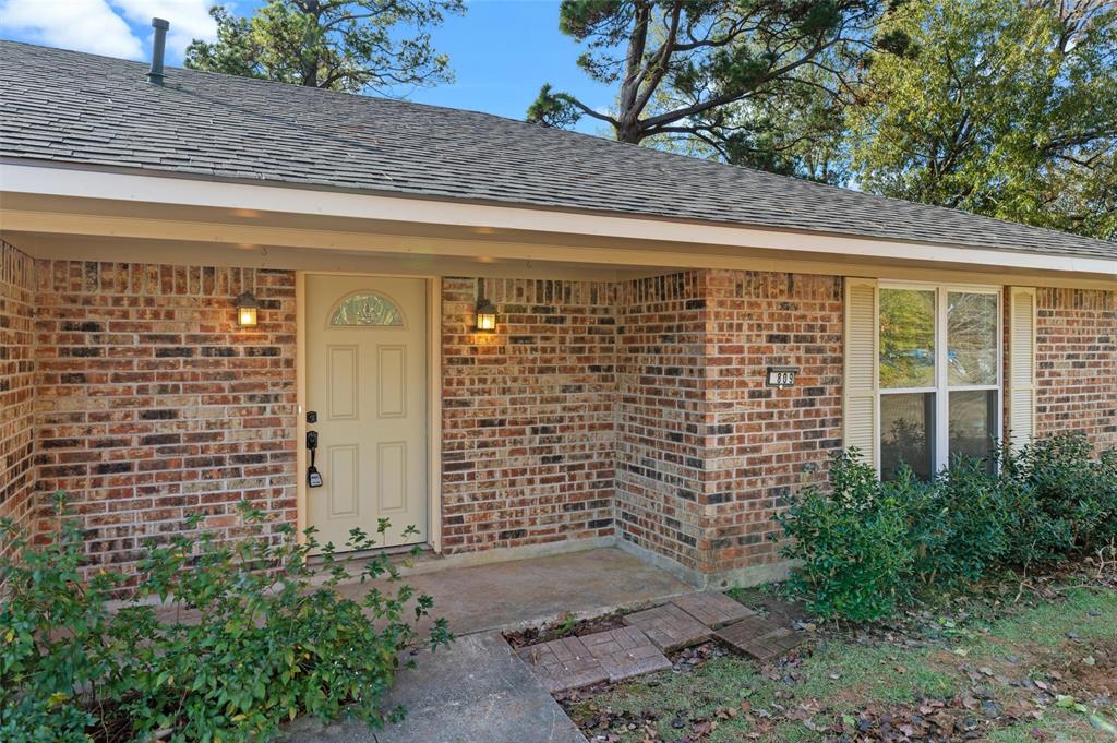 809 Princesa Drive Haughton, LA 71037 - Photo 4 of 17 a view of front door of house