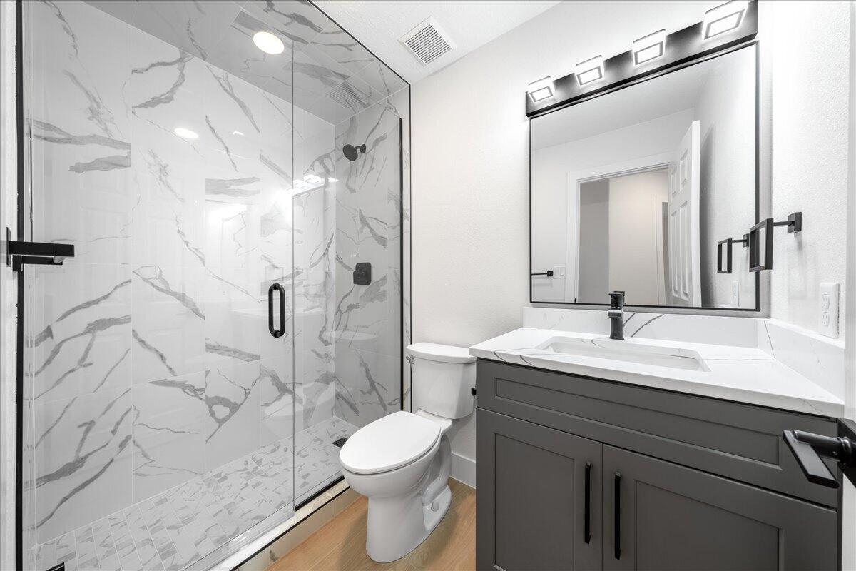 872 West 680 North St. George, UT 84770 - Photo 35 of 48 Bath