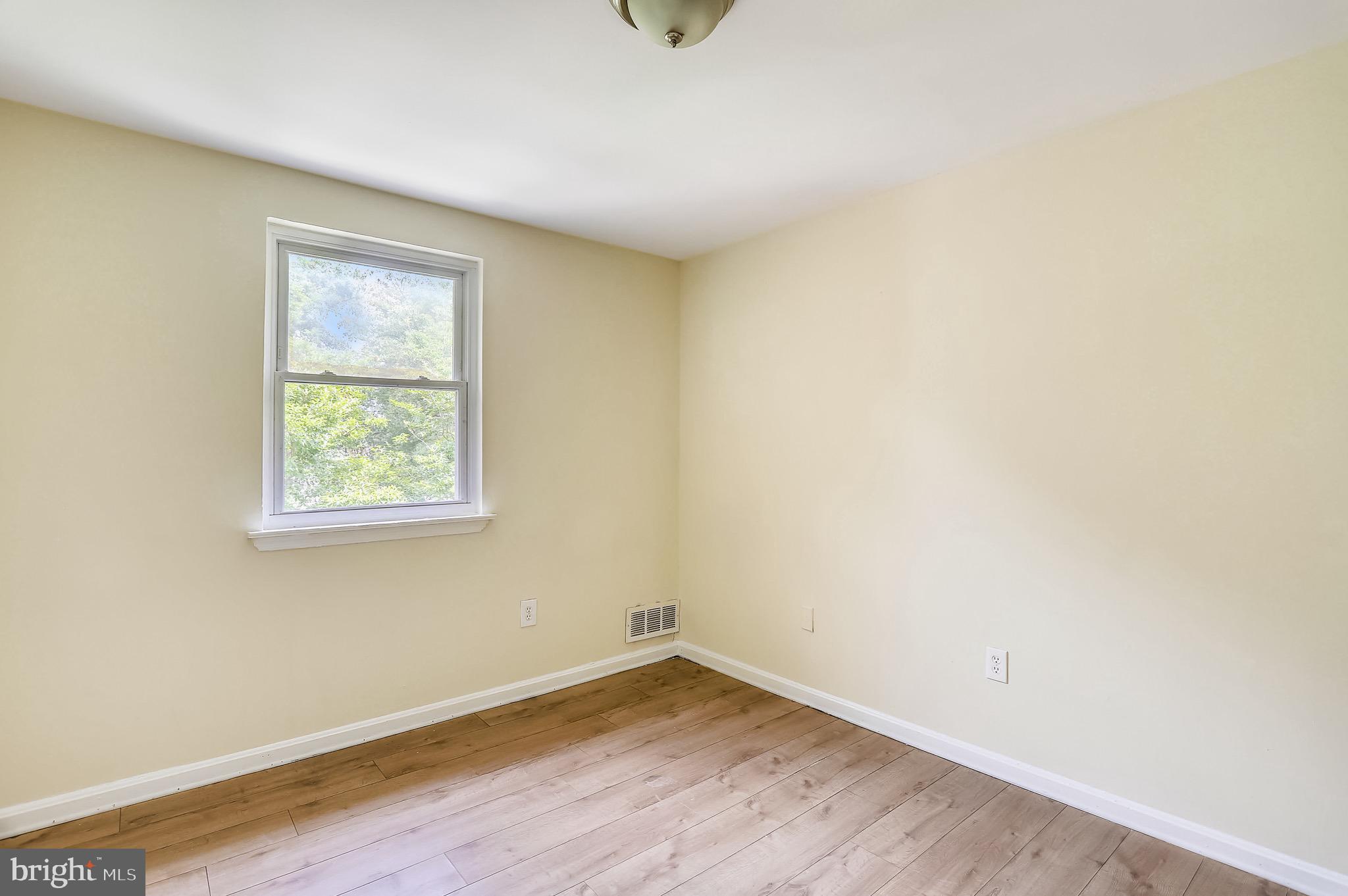 1725 Addison Road South District Heights, MD 20747 - Photo 13 of 21