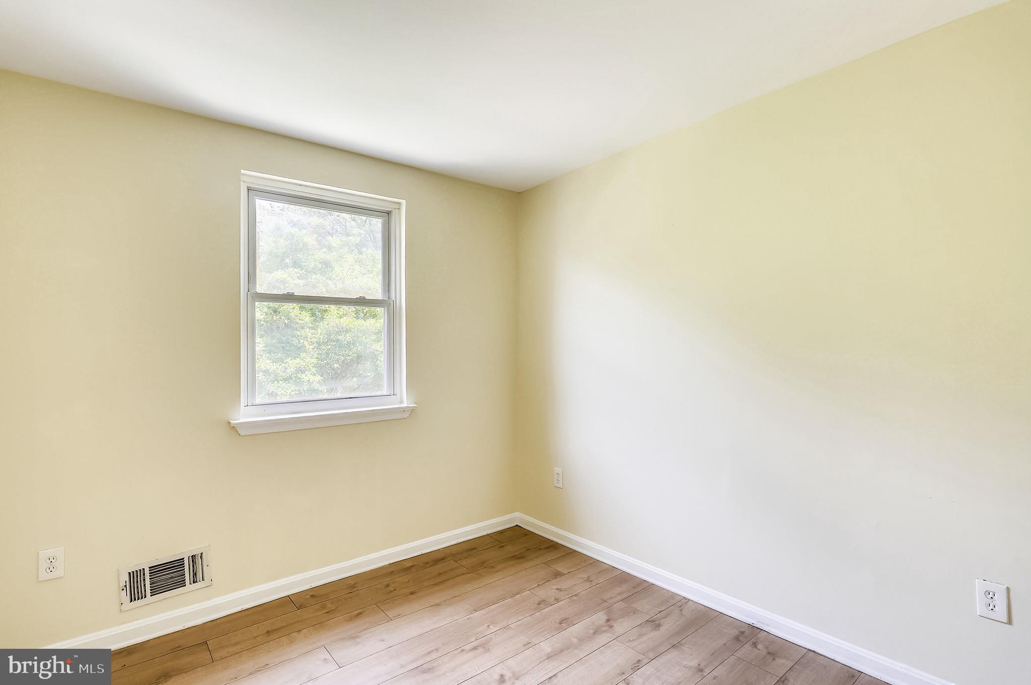 1725 Addison Road South District Heights, MD 20747 - Photo 15 of 21