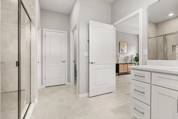 $379,900 | 5336 Columbus Boulevard, Sebring, FL 33872