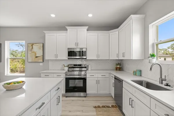 $379,900 | 5336 Columbus Boulevard, Sebring, FL 33872