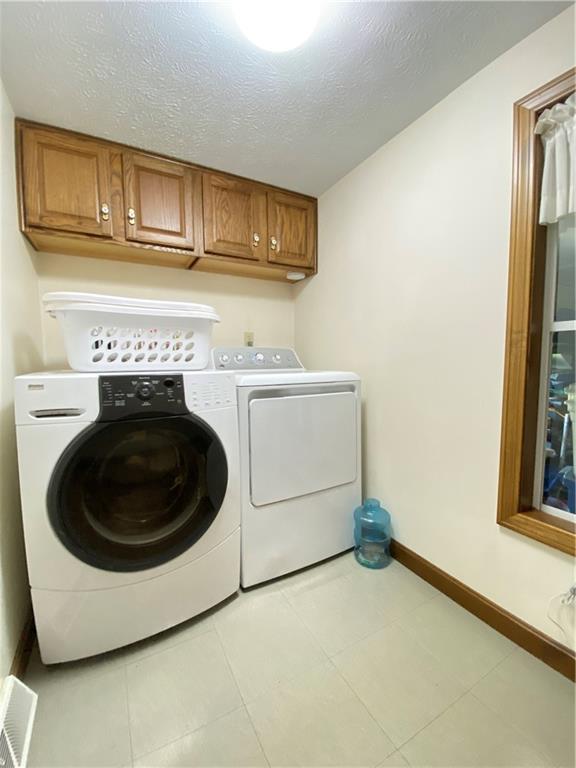 240 Hamburg Road Greenville, PA 16125 - Photo 29 of 46 a utility room with dryer and washer
