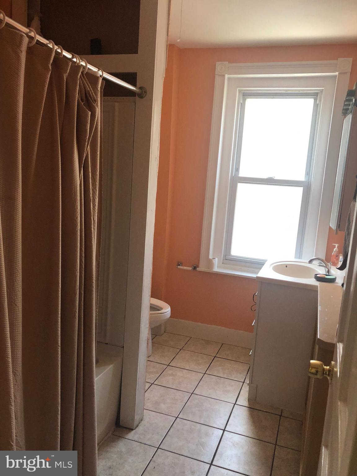 513 Robbins Street Philadelphia, PA 19111 - Photo 8 of 10 Gallery Image 8