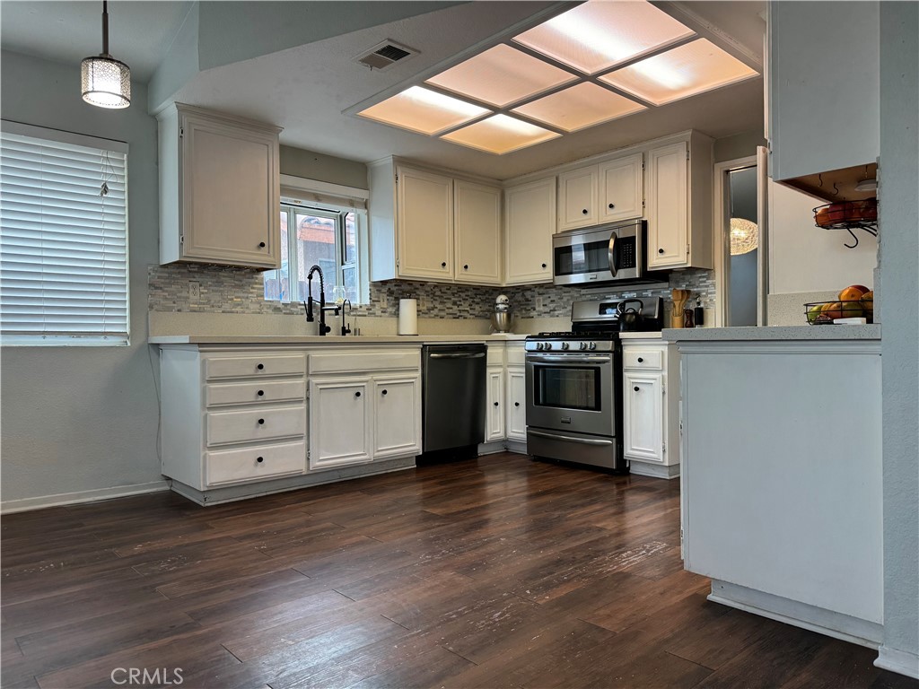 44063 Lately Circle Hemet, CA 92544 - Photo 27 of 75