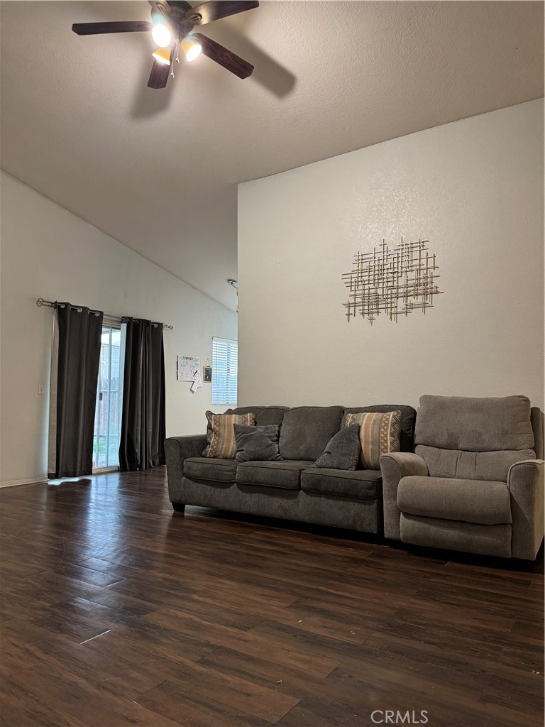 44063 Lately Circle Hemet, CA 92544 - Photo 41 of 75