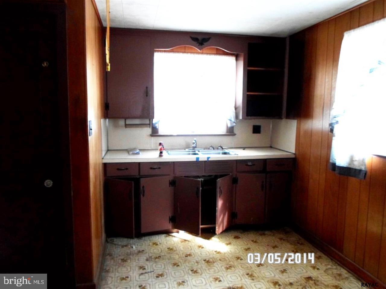 210 Maple Avenue, Unit 2 Hanover, PA 17331 - Photo 11 of 18 Gallery Image 11