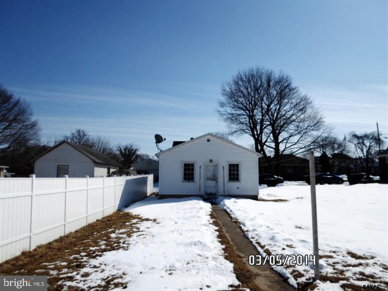 210 Maple Avenue, Unit 2 Hanover, PA 17331 - Photo 8 of 18 Gallery Image 8