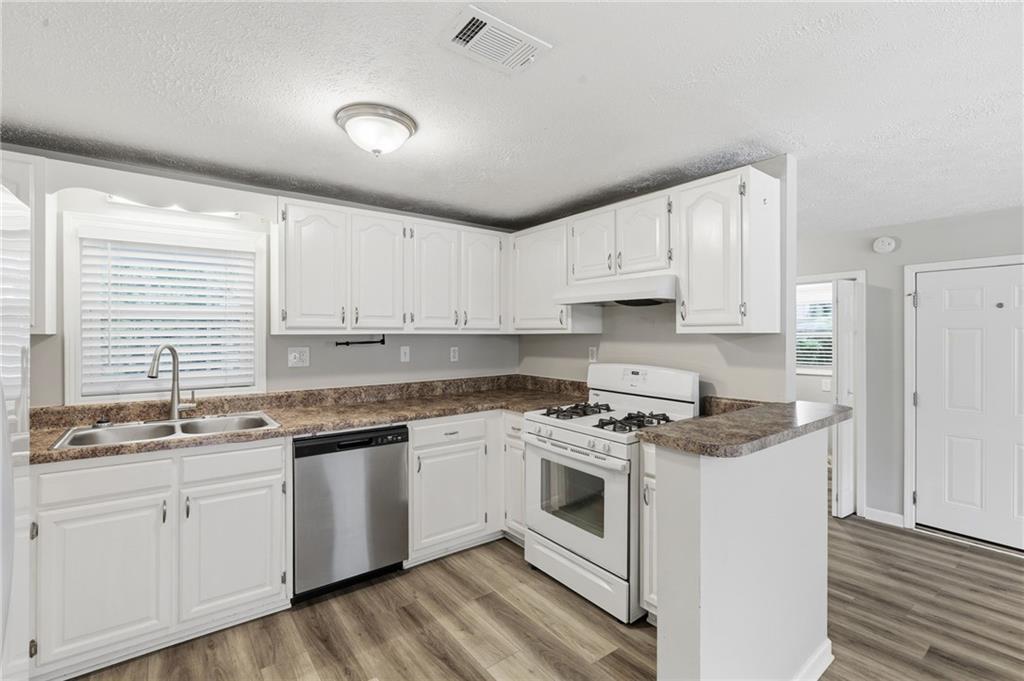 620 Smithstone Road Southeast Marietta, GA 30067 - Photo 13 of 35 Gallery Image 13
