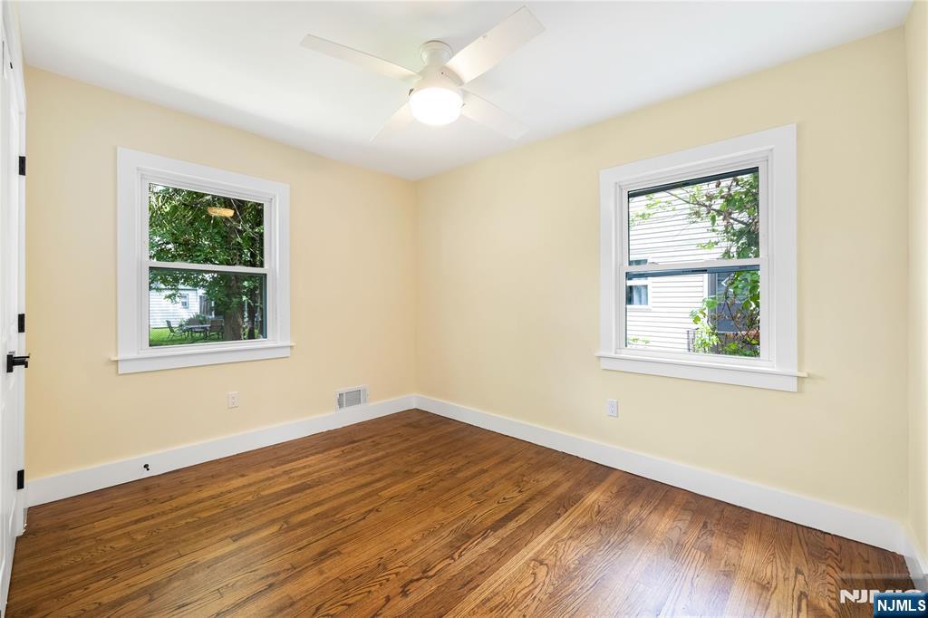 253 Intervale Road Teaneck, NJ 07666 - Photo 12 of 29 Gallery Image 12