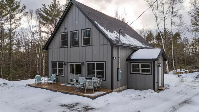 $514,900 | 1 Stearns Hill Road, Hanover, ME 04237
