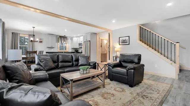 $514,900 | 1 Stearns Hill Road, Hanover, ME 04237